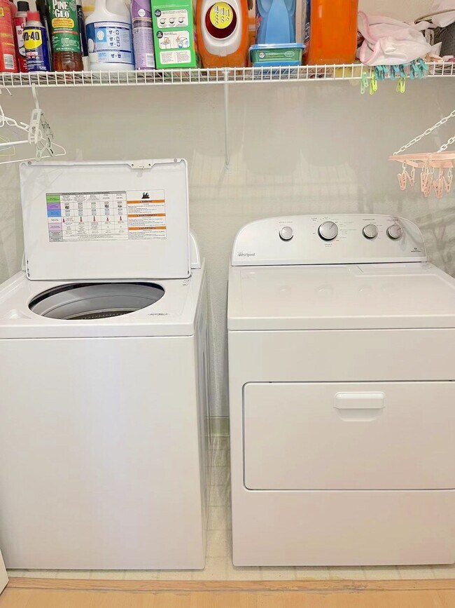 Building Photo - 6193 Potrero Dr