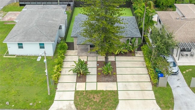 Building Photo - 3381 Florida Ave