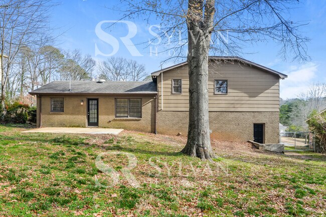 Building Photo - Coming HOME never felt so good!