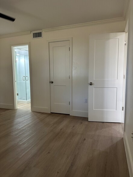 Building Photo - 401 Airport Ave E