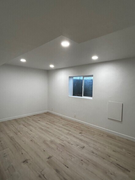 Building Photo - 7923 S 930 E