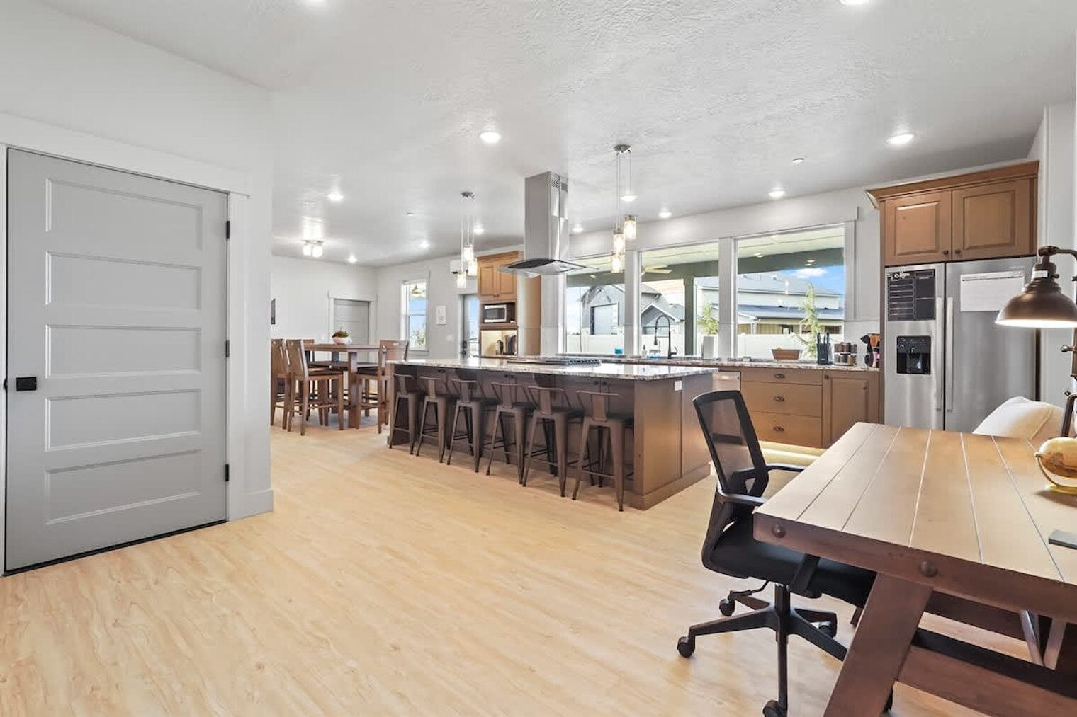 Building Photo - 303 CM Rdg Ln