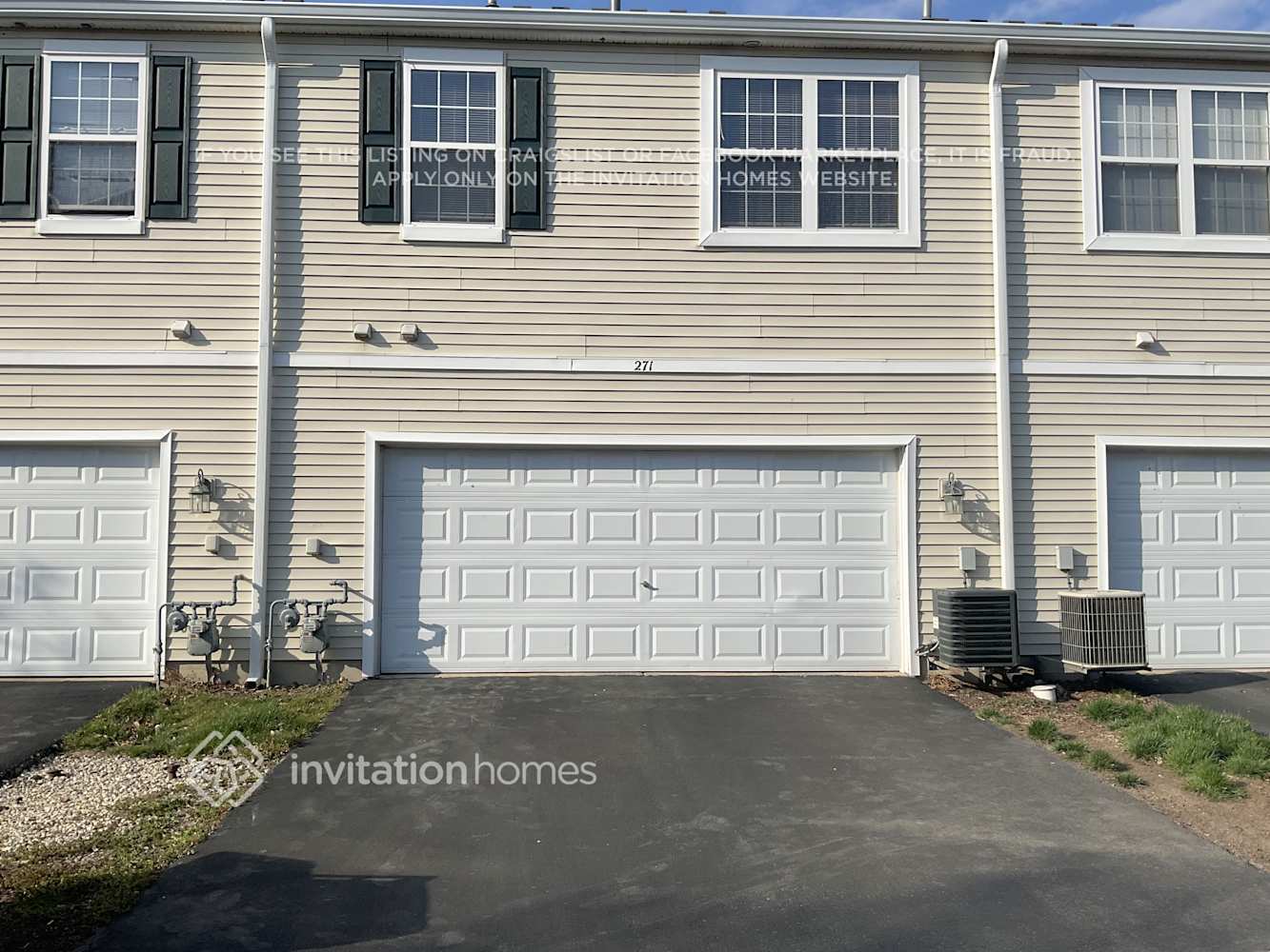 Building Photo - 271 Springbrook Trail S