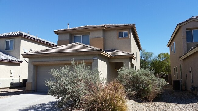 Primary Photo - 4 Bedroom home for rent