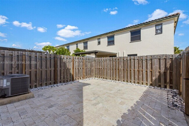 Building Photo - 11363 SW 250th Terrace