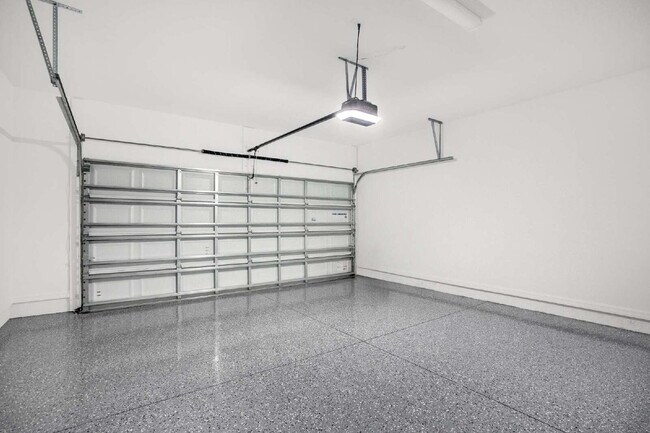 Building Photo - 11312 Blue Bay Dr