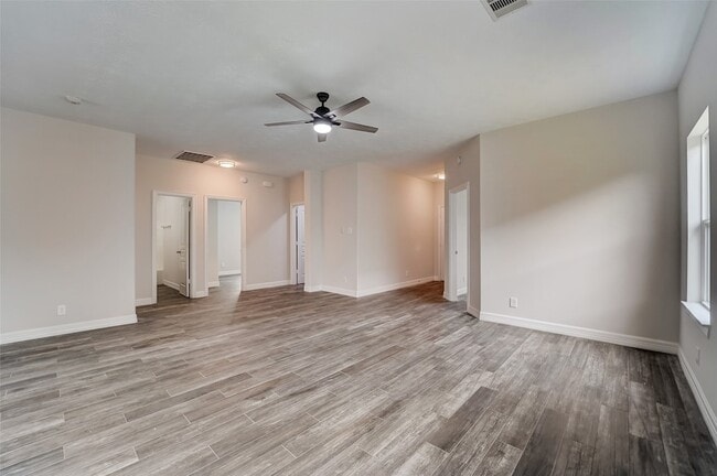 Building Photo - 315 Apache Field Ln