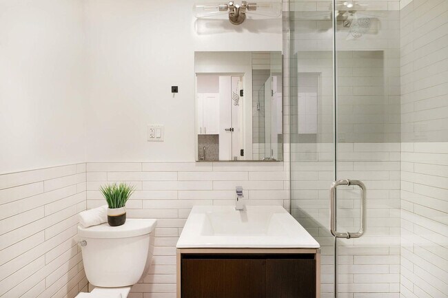 Building Photo - 1290 1st Ave