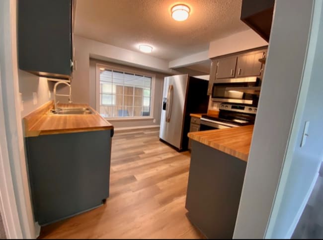 Building Photo - 179 Wessington Pl