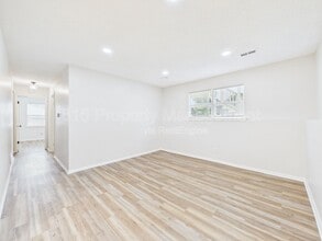 Building Photo - 3104 Orville Ave