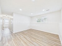 Building Photo - 3104 Orville Ave
