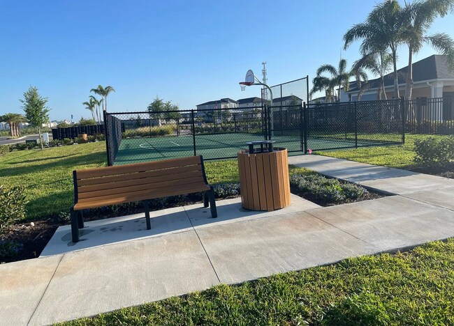 Building Photo - 12067 Bracco St