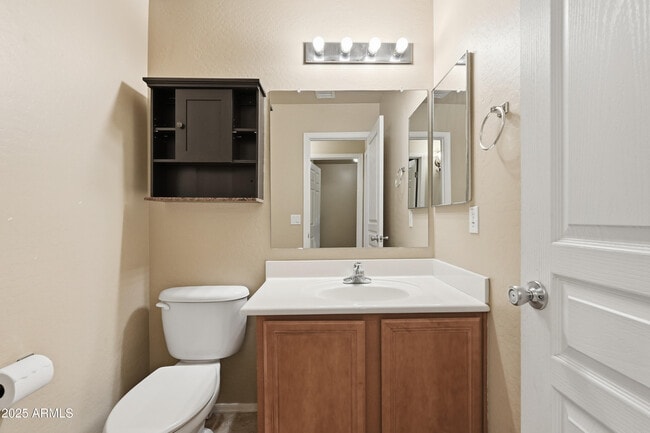 Building Photo - 3032 E Denim Trail