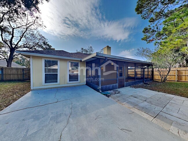 Building Photo - 13631 Capistrano Dr S