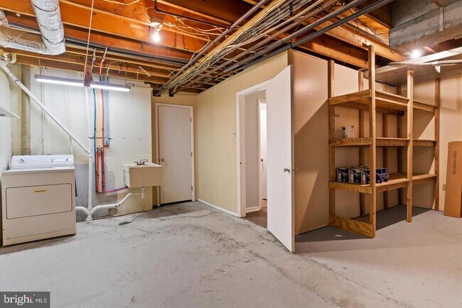 Building Photo - 15 Campbell Pl