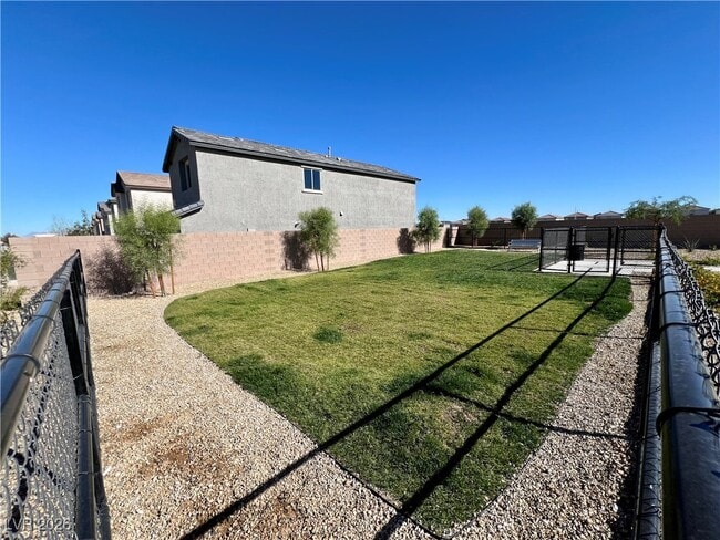 Building Photo - 6053 Swift Lariat St