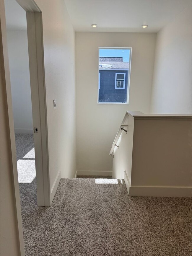 Building Photo - Brand New 4 Bedroom Home in Northwest Crossing