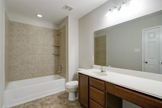 Building Photo - 22418 Bellwick Ridge Ln