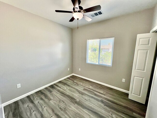 Building Photo - New Construction!