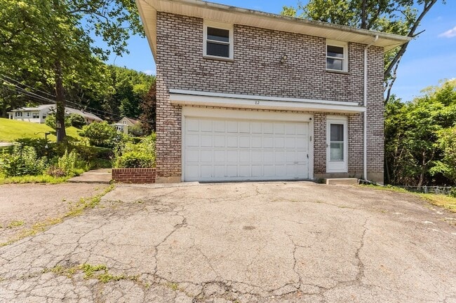 Building Photo - 82 Terrace Dr
