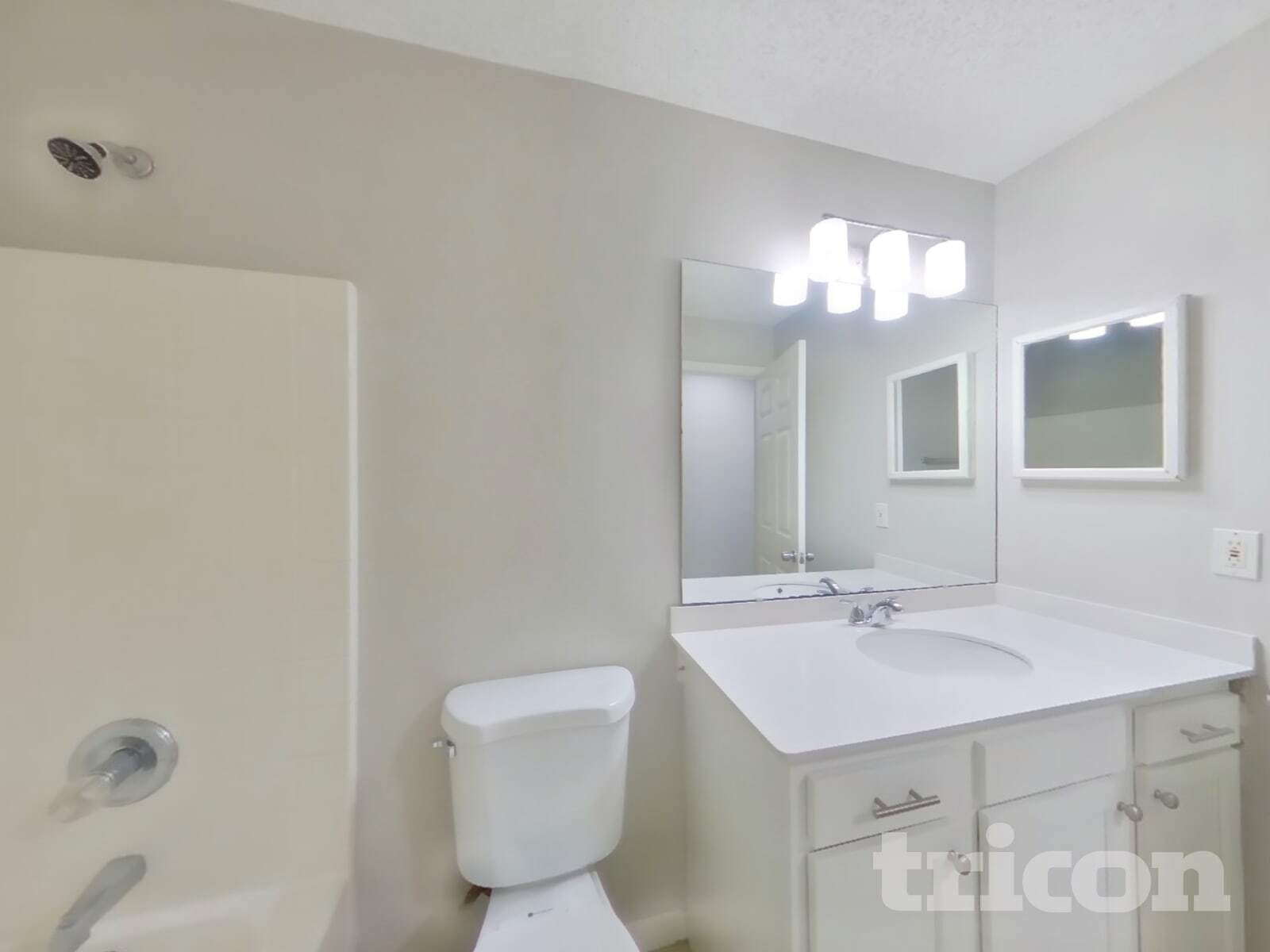 Building Photo - 1267 Summit Oaks Dr E