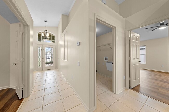 Building Photo - Immaculate 3 Bedroom Home in Gated Community - Stonefield