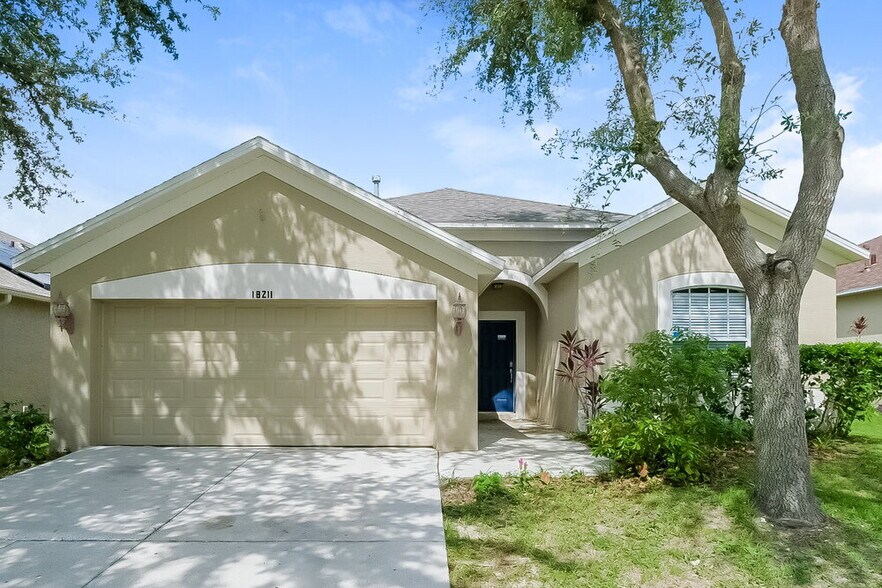 Primary Photo - 18211 Hollyhills Way