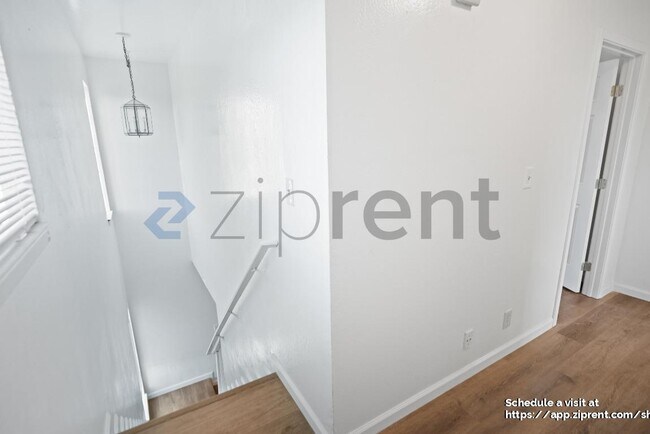 Building Photo - 29213 Dixon St