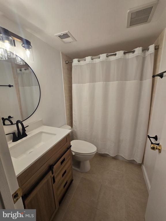 Building Photo - 12048 Winding Creek Ct