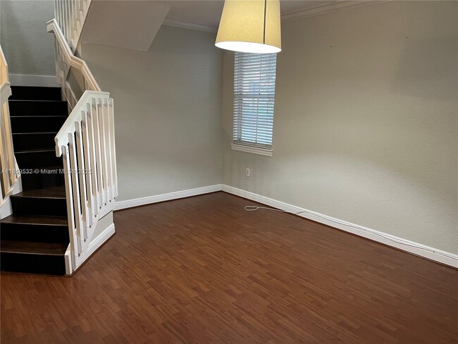 Building Photo - 977 SW 153rd Path