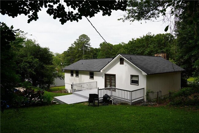Building Photo - 3344 Hunters Lodge Rd