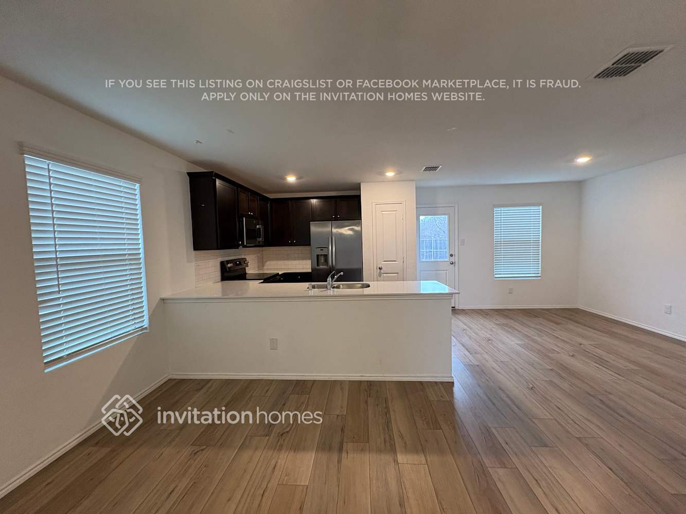 Building Photo - 1339 Mosely Cir