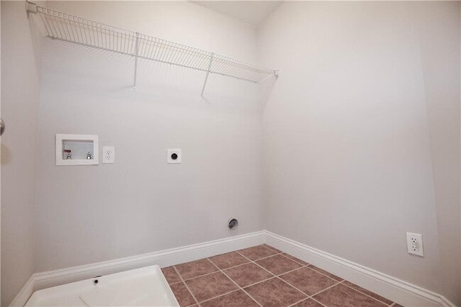 Building Photo - 3528 Pecos Ln