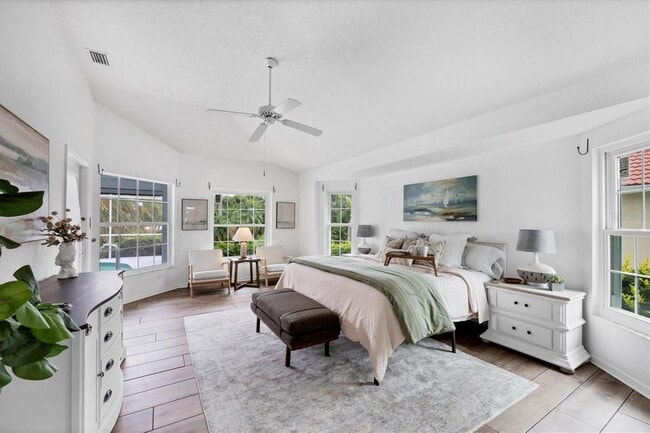 Building Photo - 11 Amberjack Ln