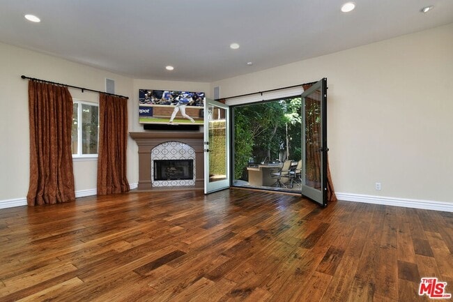 Building Photo - 12207 Cantura St