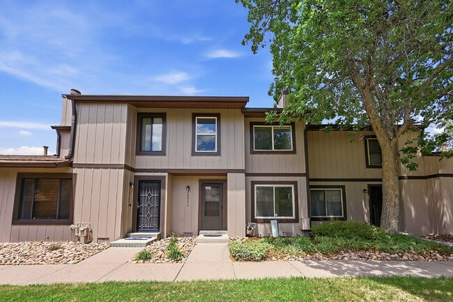 Building Photo - $2,040.95, 2-bed, 2-bath in Aurora with in Unit Laundry!