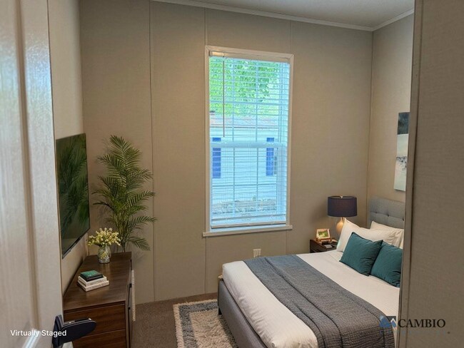 Building Photo - 378 S Kenbrook St SE