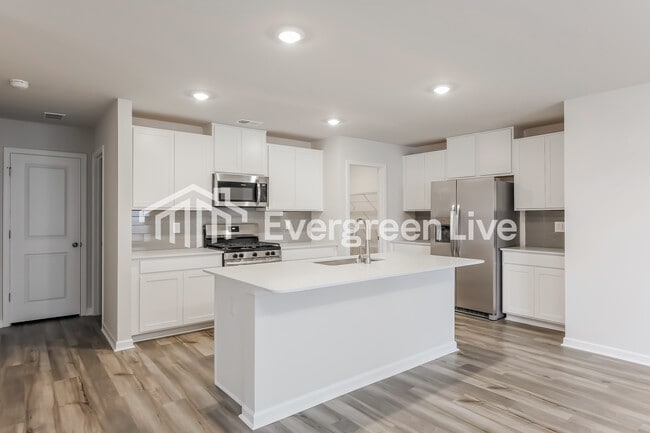 Building Photo - now