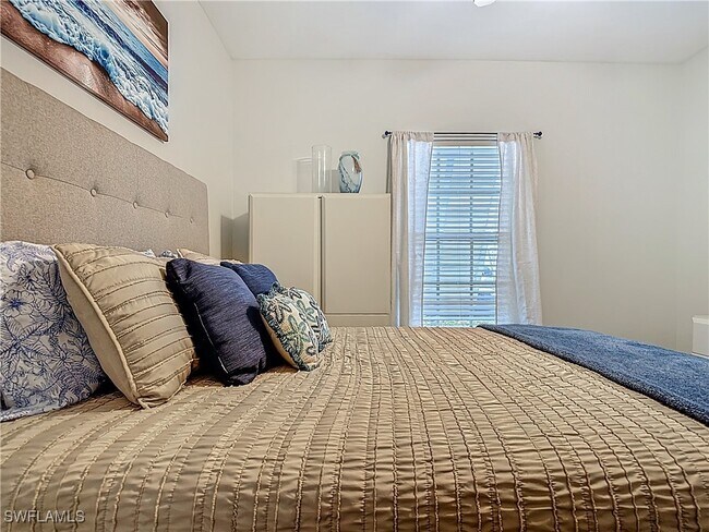 Building Photo - 1340 Sweetwater Cove