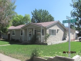 Building Photo - 2500 Delwood Ave