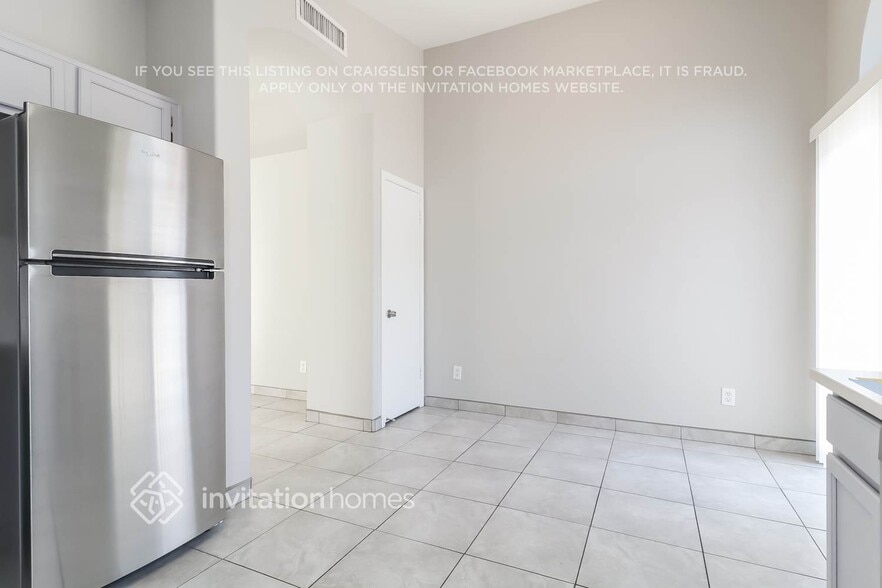 Building Photo - 11312 W Puget Ave