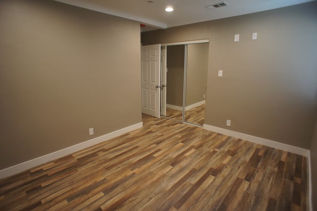 Bedroom 3 - 9063 Cattaraugus Ave