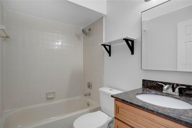 Building Photo - 4100 Pershing Pointe Pl
