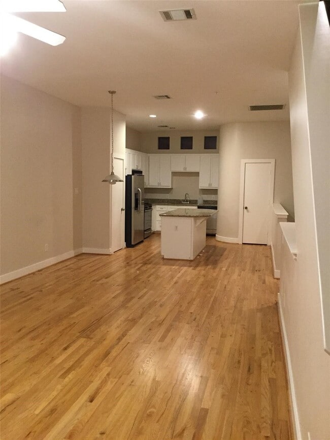 Building Photo - 3501 Link Valley Dr.