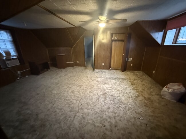 Building Photo - 1317 Florence St