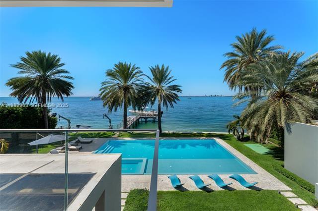 Building Photo - 360 Harbor Dr