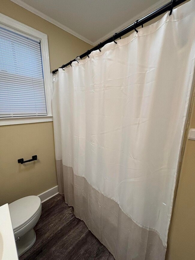 Building Photo - 901 Miller Rd