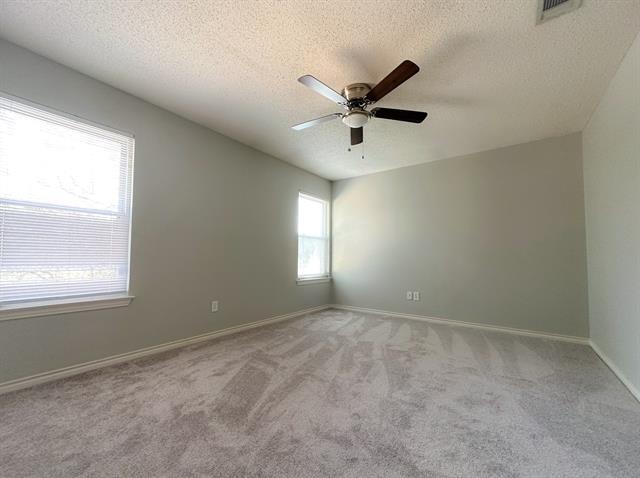 Building Photo - 2124 Liverpool Dr
