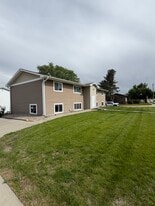 Building Photo - 1412 North Dakota Ave
