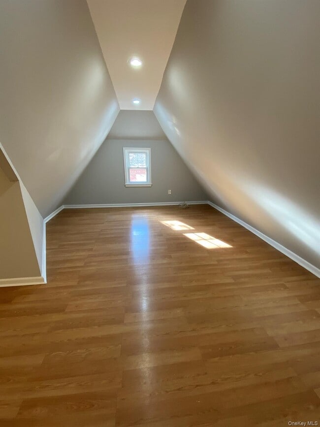 Building Photo - 321 Hayward Ave